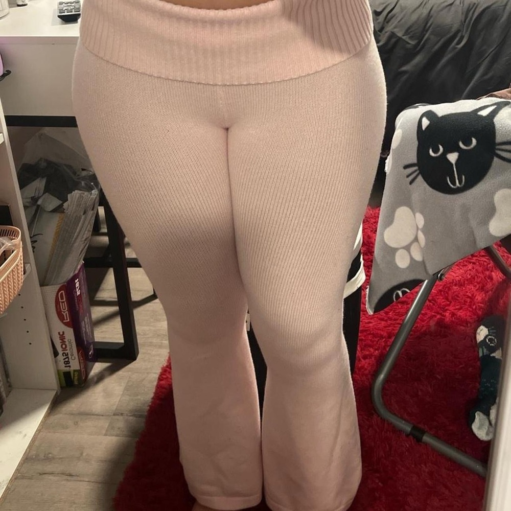 Knitted low rise flare pants